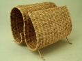 Fikuśny gazetnik  Cena 159 zł http://www.valdoro.pl/gazetnik-z-hiacynta-straw-36x37x32cm-cat-40-id-1164.aspx