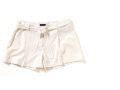 http://www.ffmoda.com/Products/women/F-F-Black/Shorts/WT11726310.aspx.Białe lniane szorty - niezbędne na lato,zwłaszcza za taką cene - 49.00PLN !!!