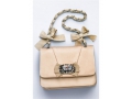 http://www.halens.pl/halens/moda_damska/akcesoria_i_dodatki/torebki/NEXT-Torebka__m374693.html .Sliczna torebeczka 