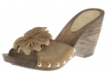 http://www.cozabuty.pl/product-pol-3017-Klapki-But-S-L711.html-cena 125 zl-ramiaczkami-cetki-kwiatki-rozowa-p-5331.html-cena 59,99 zł
