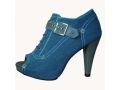 Modne buty na platformie w cenie 43 zł http://www.ibutik.pl/ogloszenie/buty-dla-prawdziwych-elegantek-r-37-485209