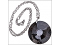 http://beautymania.pl/pl/naszyjnik-wisior-czarne-kolo-na-dlugim-lancuszku.html.Wisior na długim łańcuszku - 29,50zł!!!