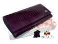 http://www.krasta.pl/product-pol-221--Extra-portfel-skora-100-Balisa-Dla-Ciebie-BA6-Fiolet.html.Piękny  fioletowy portfel ze skóry - 55,37zł!!!