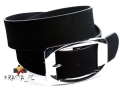 http://www.krasta.pl/product-pol-1420-Damski-pasek-zamszowy-czarny-prostokat-PD3.html.Czarny zamszowy pas z prostokątną klamrą z metalu - 17,97zł!!!