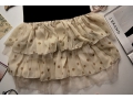 35 zł http://moda.allegro.pl/spodnica-mini-falbany-kropki-groszki-koronka-nude-i1646149478.html