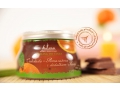 Peeling Czekolada-Pomarańcza z Dodatkiem Kawy. Daje odświeżający i wygładzający efekt już po pierwszym użyciu. Cena: 49,00 zł/350 g. http://www.helfy.pl/peeling-czekoladowy-pomaranczowy-kawowy