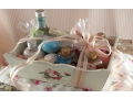 Zestaw upominkowy - na zamówienie. Naturalne kosmetyki firmy Lavea. http://brocante.pl/sklep/szczegoly/produkt/14674-koszyk-z-prezentem 