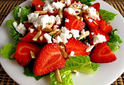 Strawberry and Feta Salad 5001