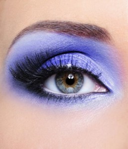 blue-eye-shadow