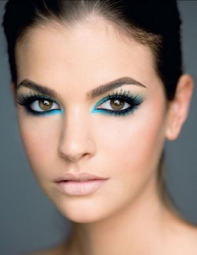 blue-party-makeup