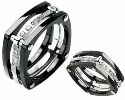 Square-shaped-diamond-wedding-ring-500x400