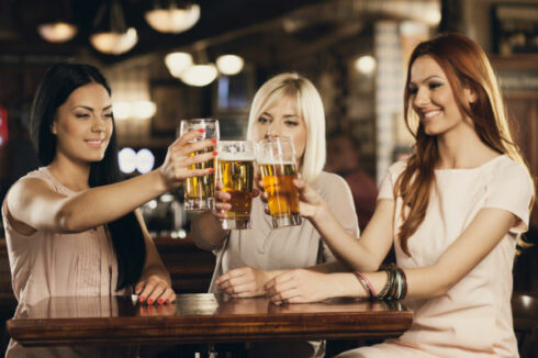 iStock-Women-drinking-beer