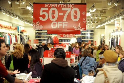 Shoppers crowd into Aeropostale for sales in Briarwood Mall in Ann Arbor on Black Friday, Nov. 26, 2010. Angela J. Cesere | AnnArbor.com