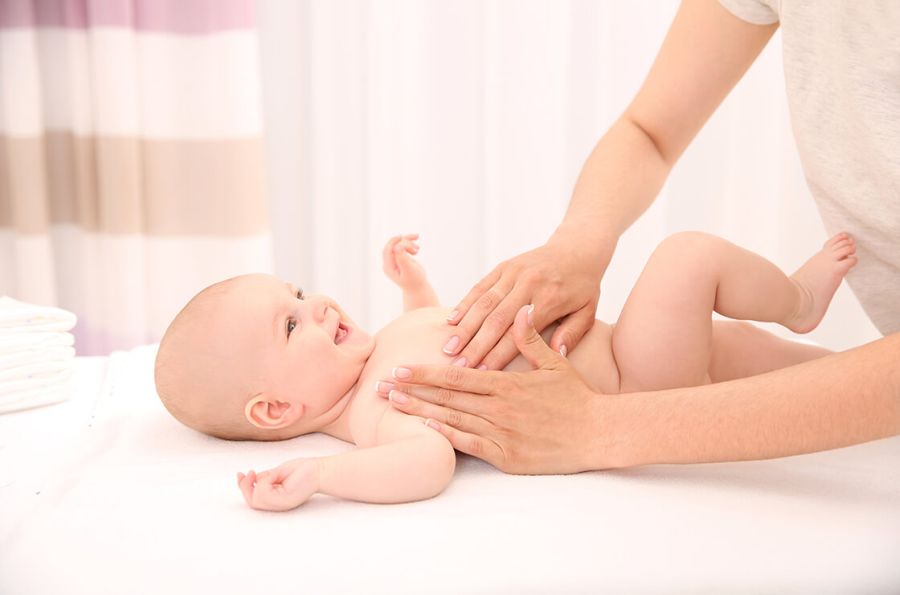masaż niemowlęcia