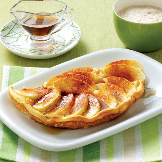Omlet pieczony z jabłkami