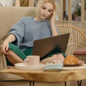 Jak siedzący tryb życia szkodzi zdrowiu? Poznaj najczęstsze choroby