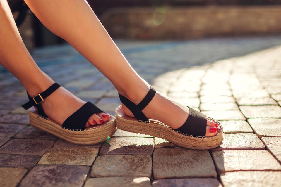 czarne damskie sandałki