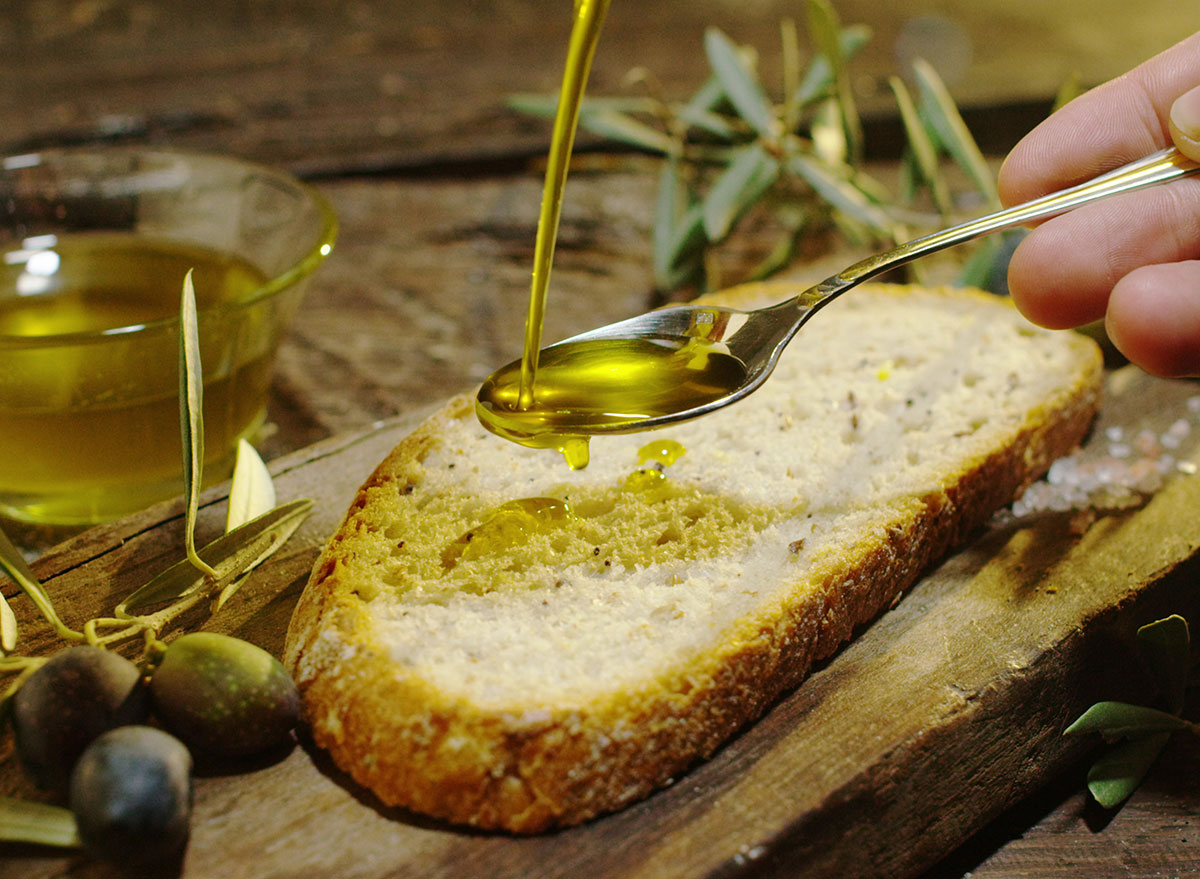 chleb z oliwą