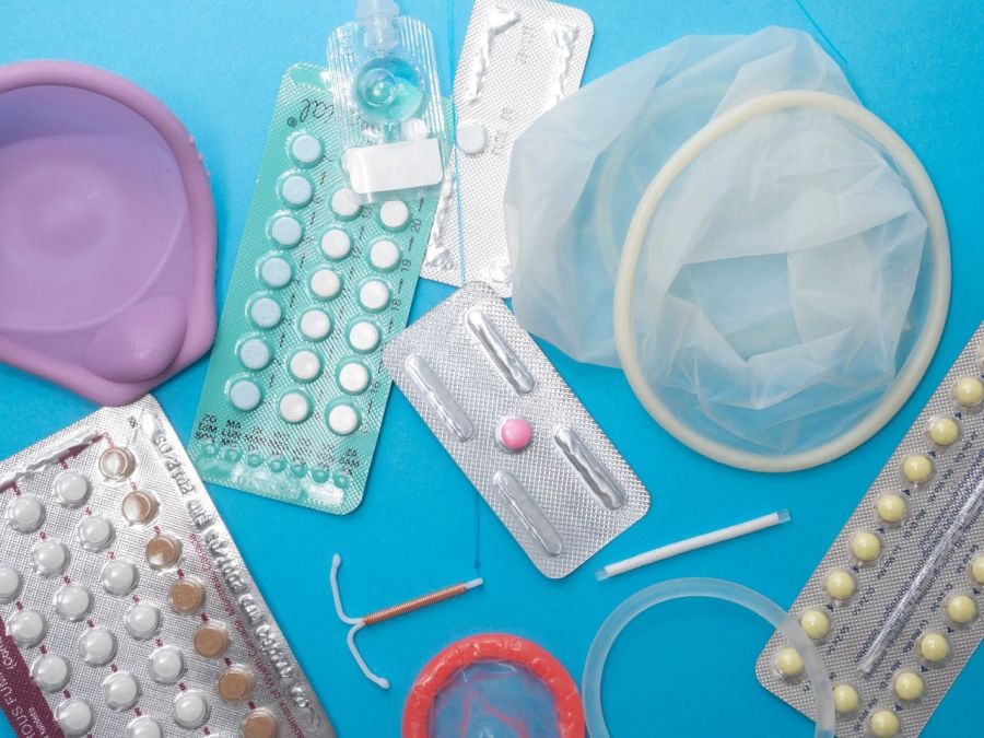 produkty obrazujące różne metody antykoncepcji 