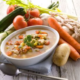 Dieta zupowa: Jak schudnąć na zupach? Zasady, przepisy i efekty