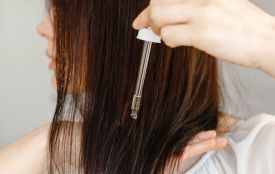 Pielęgnacja włosów z użyciem olejków CBD
