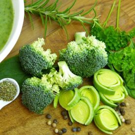 Jedząc te produkty możesz dożyć setki. 50 lokalnych superfoods