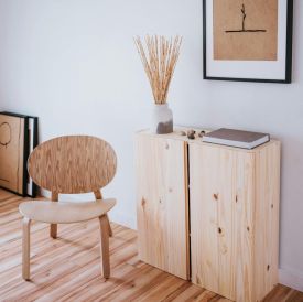 Styl Japandi – harmonia minimalizmu i przytulności. Poznaj sekret wnętrz, które koją zmysły