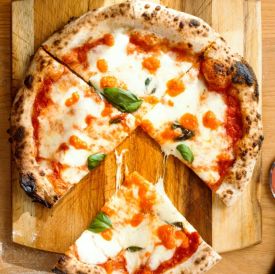 Jesteś na diecie ketogenicznej? Taką pizzę możesz jeść