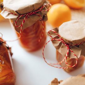 Słoiki z przetworami nie chcą się domknąć? Poznaj sprawdzone triki naszych babć