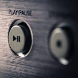 Klipsch RB 81 II i wyjątkowe brzmienie marki Klipsch – dlaczego te kolumny podstawkowe wciąż cieszą się tak dużym uznaniem?