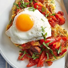 Placki kukurydziane z salsą chorizo - jesienna kolacja w kobiecym stylu