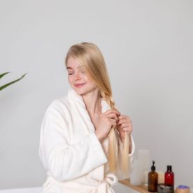 Przewodnik po zestawach do pielęgnacji włosów: jak wybrać idealny dla swojej skóry i potrzeb
