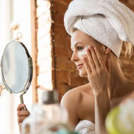 Makijaż bez presji: jak korzystać z trendów i aplikacji z głową