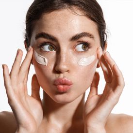 PDRN i peptydy w pielęgnacji skóry – nowa generacja składników regenerujących