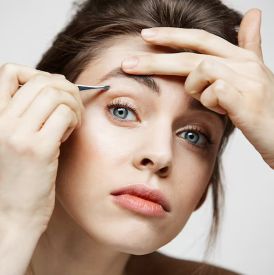 Jakie brwi w 2026 roku? - najbardziej aktualne trendy