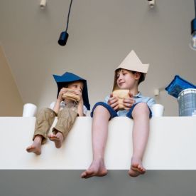 Antresola w pokoju dziecka – sposób na dodatkowy pokój i kreatywną zabawę