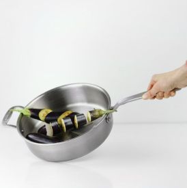 Patelnia idealna: jak wybrać bezpieczną dla zdrowia i wygodną w kuchni