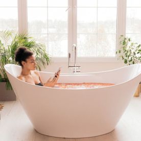 Relaksująca kąpiel - domowy rytuał, który koi ciało i umysł