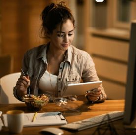 Jak jeść zdrowo, gdy grafik pęka w szwach?