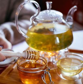 Domowe mikstury na uporczywy kaszel – naturalne sposoby oczyszczania dróg oddechowych