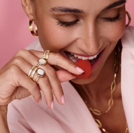 Modna biżuteria na Walentynki - romantyczny prezent, który powie kocham