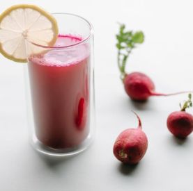 Kuchnia zero waste: jak użyć wszystkiego z warzywa (nawet liści)