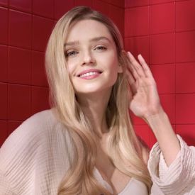 Pomysł na prezent na Dzień Kobiet: olejek do końcówek włosów, który przywraca blask