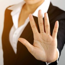 Jak nauczyć się stawiać granice w relacjach?