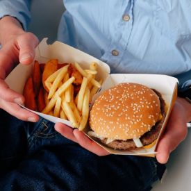 Złodzieje energii, których nie zauważasz – sprawdź, co po cichu odbiera Ci siły każdego dnia