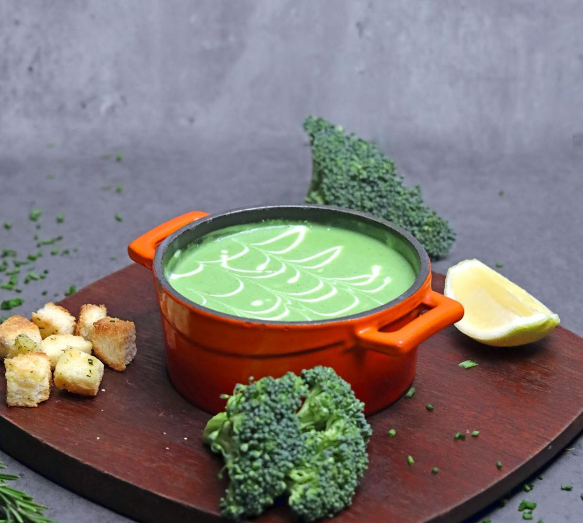 krem z&nbsp;brokuła