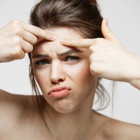 Wiosenna rewolucja skóry – dlaczego po zimie pojawiają się problemy z cerą?