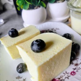 Sernik z dwóch składników – najszybszy deser bez pieczenia, który robi wrażenie