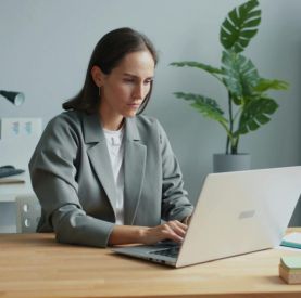 Jak naturalnie poprawić koncentrację? Sposoby, które pomagają zachować jasność myślenia