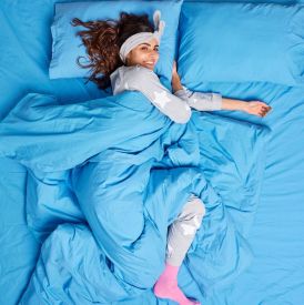 Kołdry obciążeniowe - spokojny sen i lepsze zdrowie
